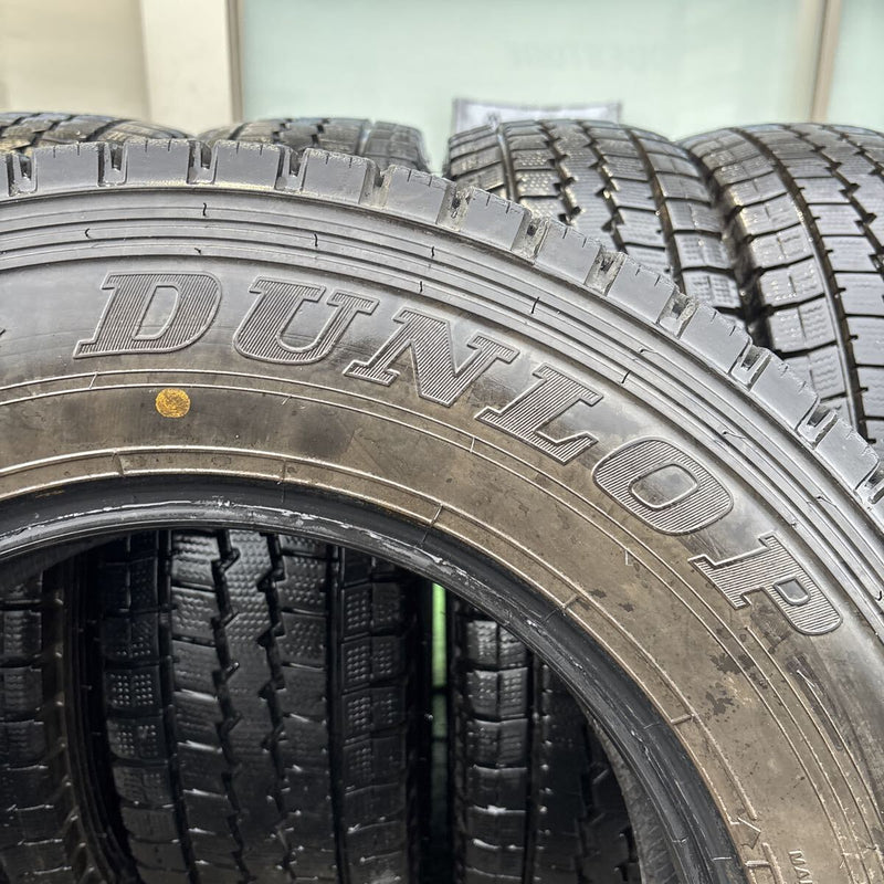 205/75R16 113/111L LT DUNLOP WMLT03 中古スタッドレスタイヤ６本セット:40000円