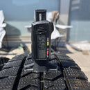 205/85R16 BRIDGESTONE W989 中古スタッドレス　2本セット:13000円