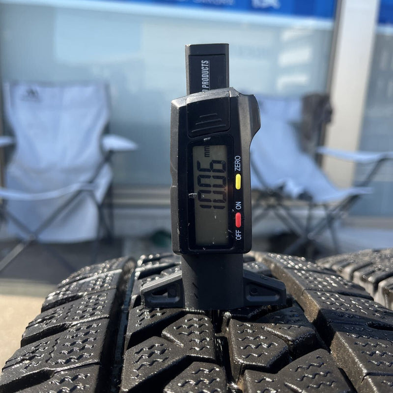205/85R16 BRIDGESTONE W979 中古スタッドレス　2本セット:16000円