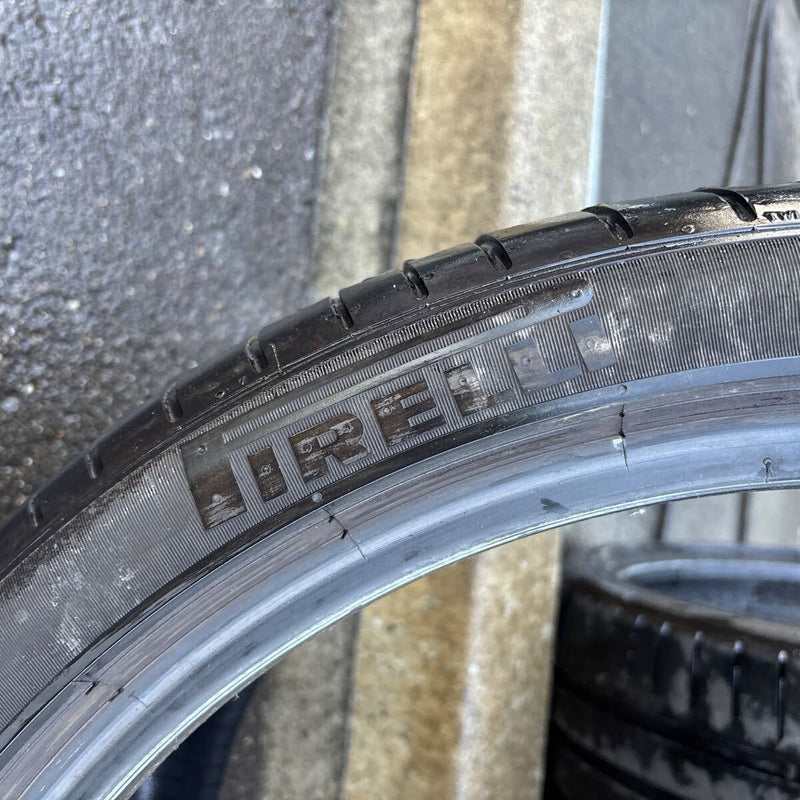 315/30ZR21 ピレリ　P ZERO 中古夏タイヤ２本セット:25000円