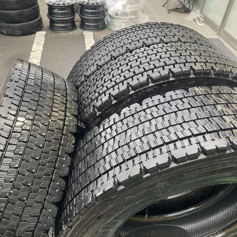 11R22.5 、 16PR ブリヂストン　激安美品　　　　2021年UP 4本セット：74000円