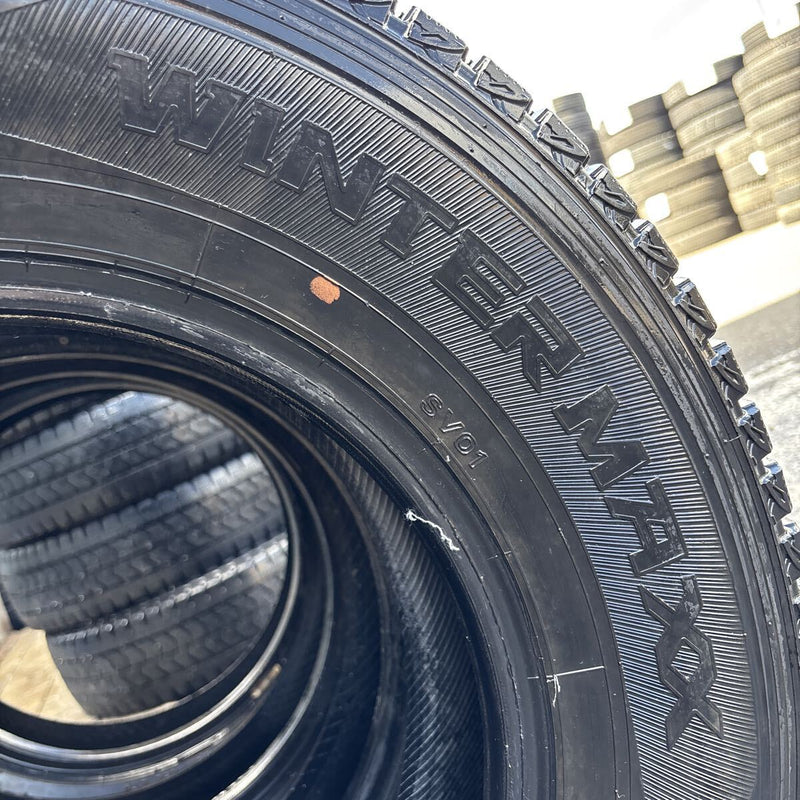195/80R15 DUNLOP SV01 中古スタッドレス　4本セット:18000円