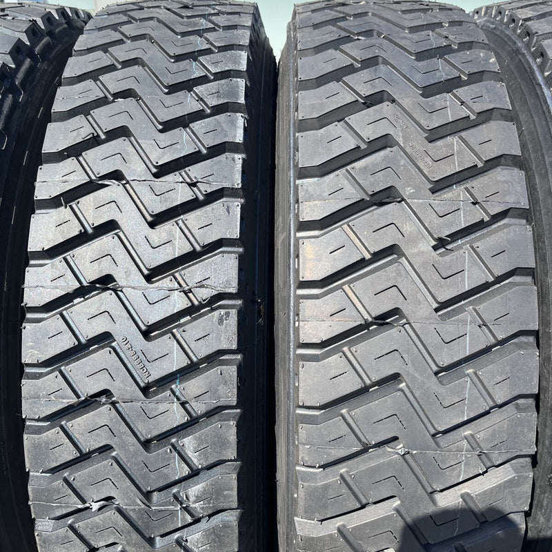 11R22.5 16PR 中古再生ゲタ山　ダンプ用　バリ溝　激安美品　　8本:124,000円