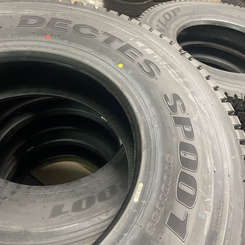 11R22.5 、16PR 未使用品　ダンロップ　2025年 激安美品　　2本セット:72000円