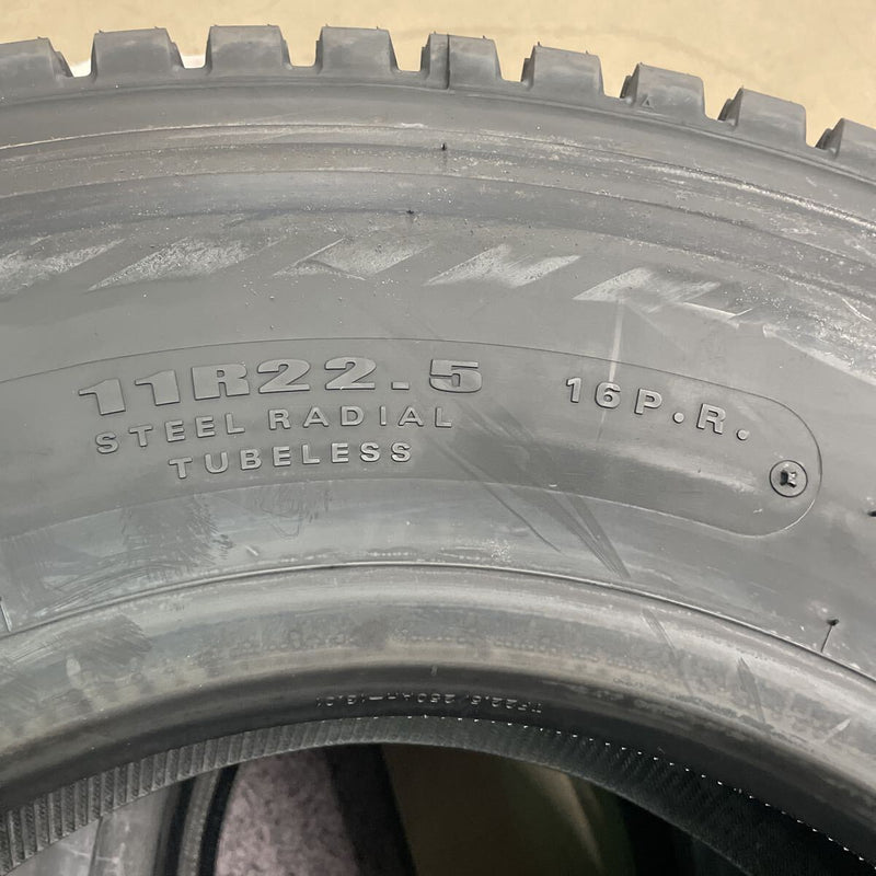 11R22.5 、16PR 未使用品　ダンロップ　2025年 激安美品　　2本セット:72000円