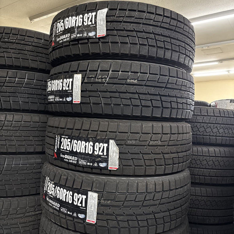 205/60R16 、YOKOHAMA スタッドレスタイヤ　在庫処分　2023年 未使用品　4本セット:39000円