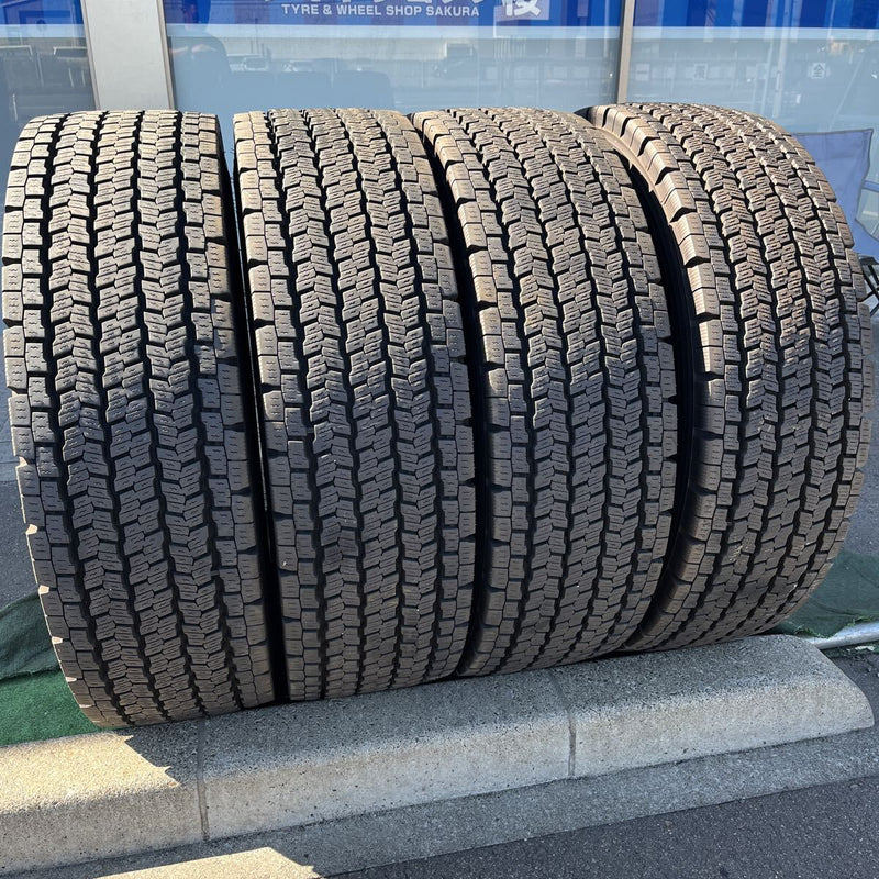 295/80R22.5 YOKOHAMA, 905W 激安美品　2024年製 4本セット:88,000円