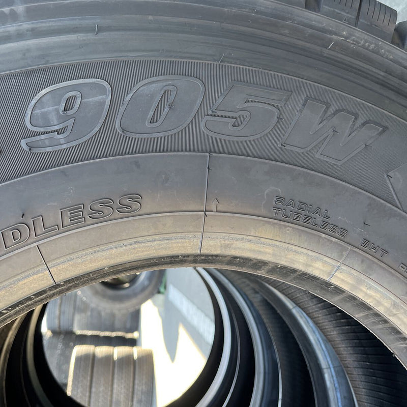 295/80R22.5 YOKOHAMA, 905W 激安美品　2024年製 4本セット:88,000円