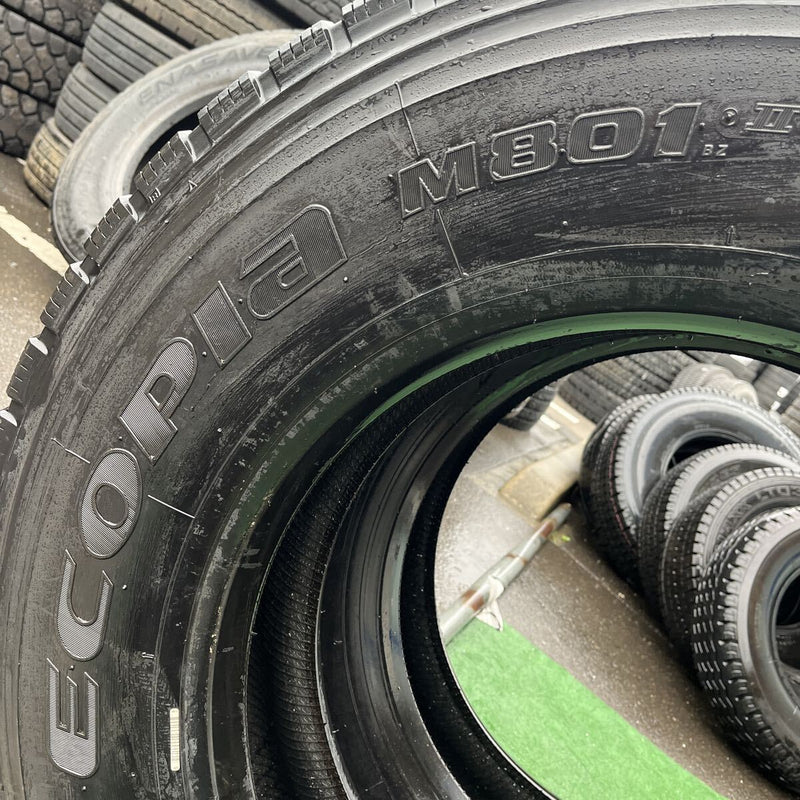 275/80R22.5 BRIDGESTONE M801 ミックスタイヤ　2本セット:55000円