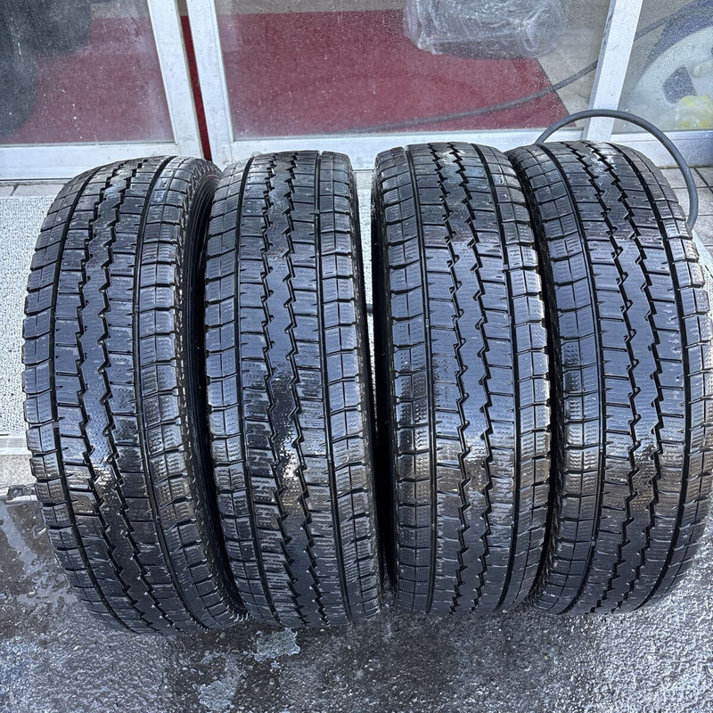 195/80R15 DUNLOP WM SV01 中古スタッドレス　4本セット:17800円