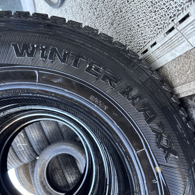 195/80R15 DUNLOP WM SV01 中古スタッドレス　4本セット:17800円