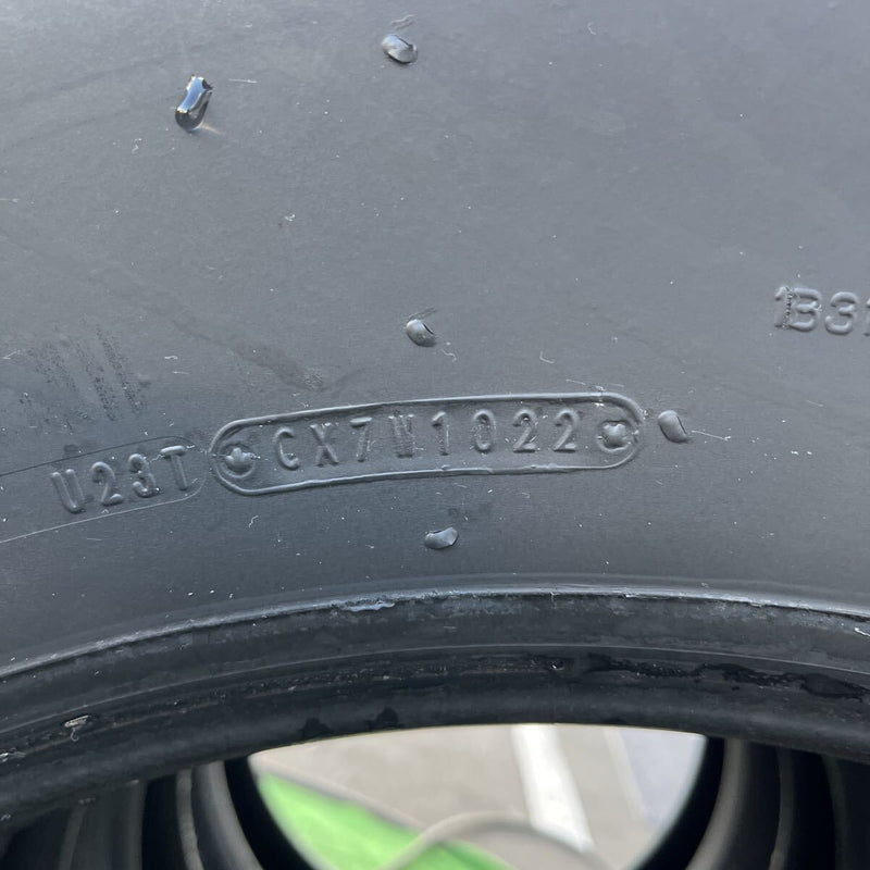 11R22.5 再生スタッドレス新品　M929 激安美品　4本セット:96,000