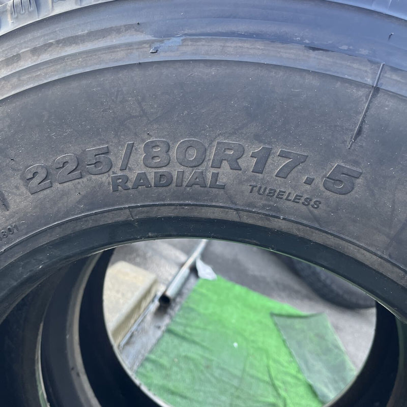 225/80R17.5 BRIDGESTONE, R225 激安美品2021年製 2本セット:12,000円