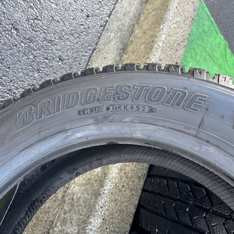 205/60R17.5 BRIDGESTONE W979 中古スタッドレスタイヤ６本セット:30000円