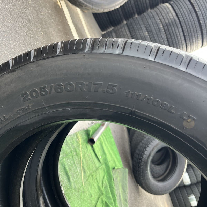 205/60R17.5 BRIDGESTONE, R205 激安美品2020年製 2本セット:10,000円