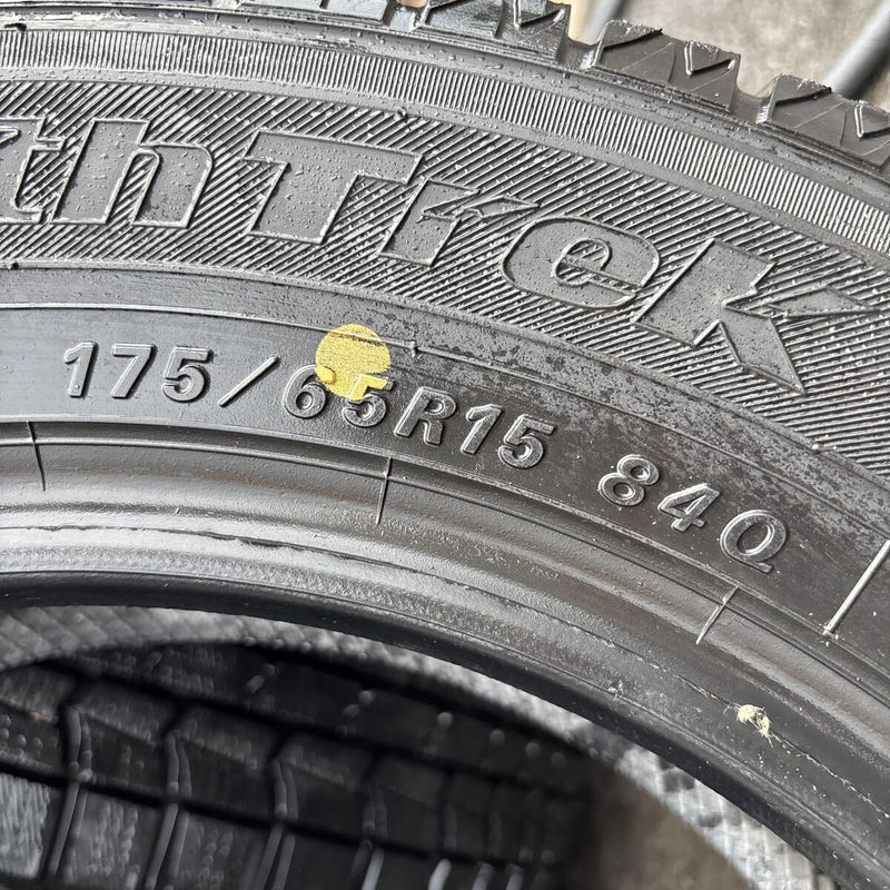 175/65R15 NORTH TREK N3I 中古スタッドレス　4本セット:18000円