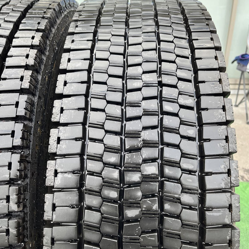 275/80R22.5 BRIDGESTONE, W999 激安美品　2022年製　4本セット:75,000円