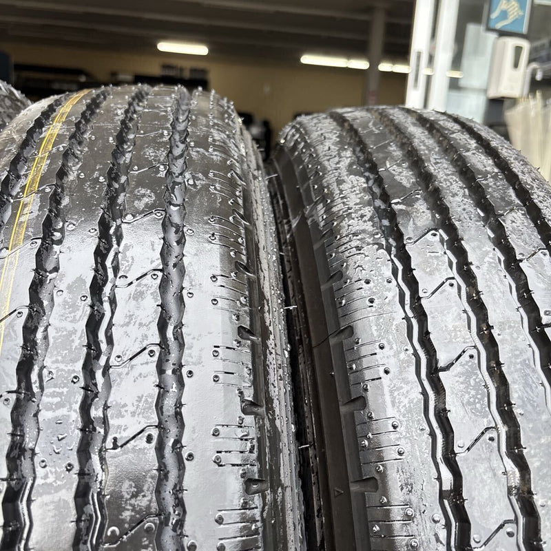205/85R16 ヨコハマ RY108 イボ付 ほぼ新品 6本セット:48000円