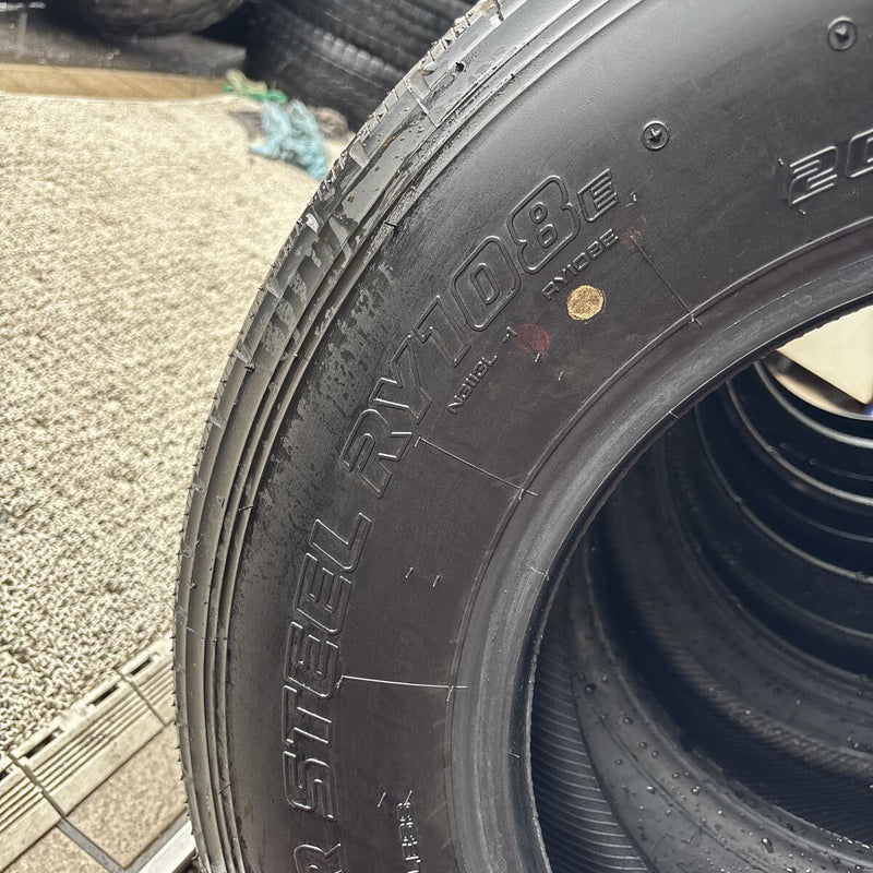 205/85R16 ヨコハマ RY108 イボ付 2025年製 6本セット:48000円