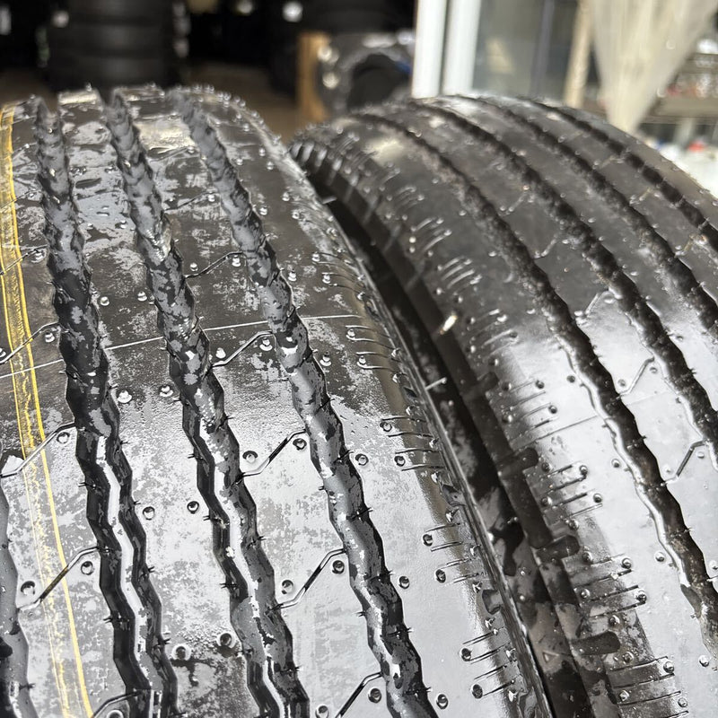 205/85R16 ヨコハマ RY108 イボ付 2025年製 6本セット:48000円