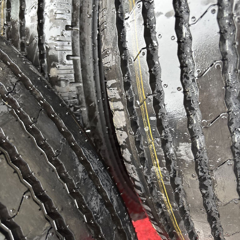 205/85R16 ヨコハマ RY108 ほぼ新品 2025年製 6本セット:48000円