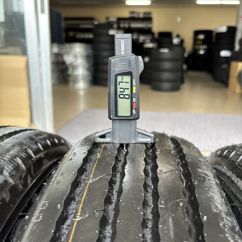 205/85R16 ヨコハマ RY108 ほぼ新品 2025年製 6本セット:48000円