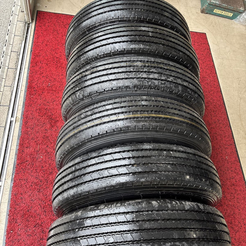 205/85R16 ヨコハマ RY108 イボ付 2025年製 6本セット:48500円