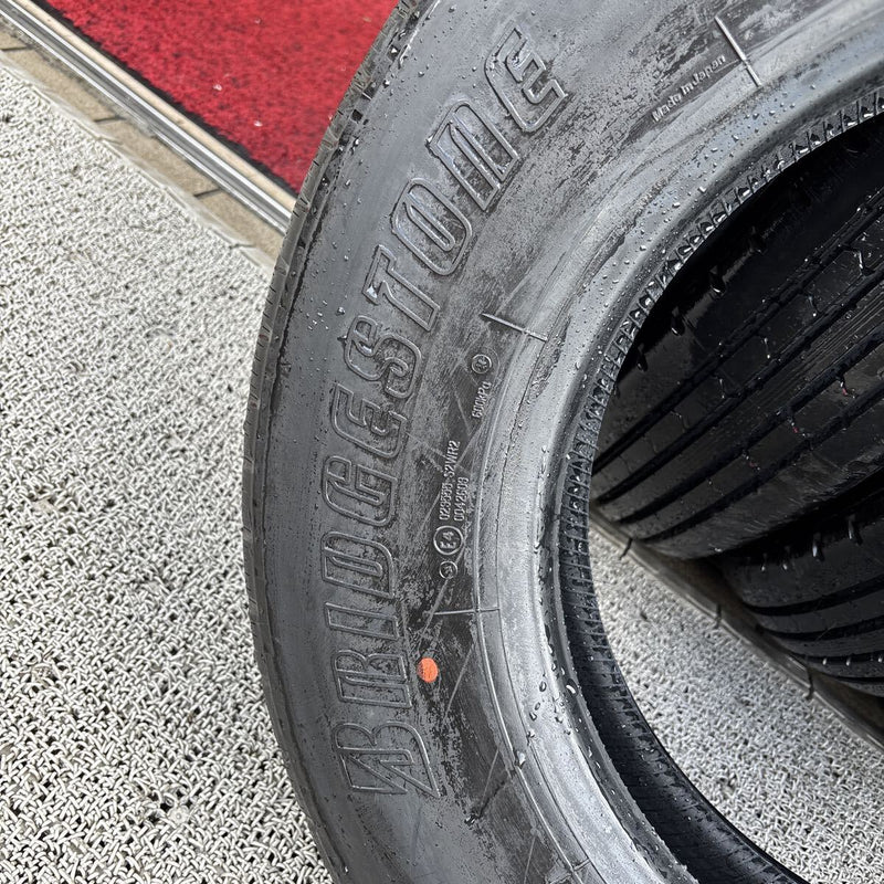 205/80R17.5 ブリヂストン R202 ほぼ新品 2025年製 6本:50000円【名】