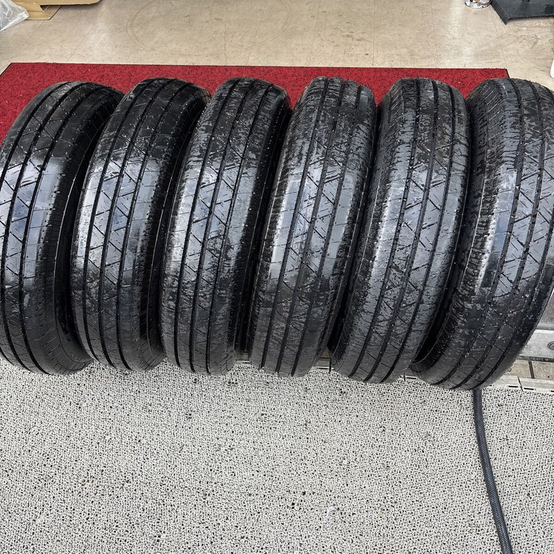 195/85R16 LT ヨコハマ RY118 ほぼ新品 6本セット:50000円