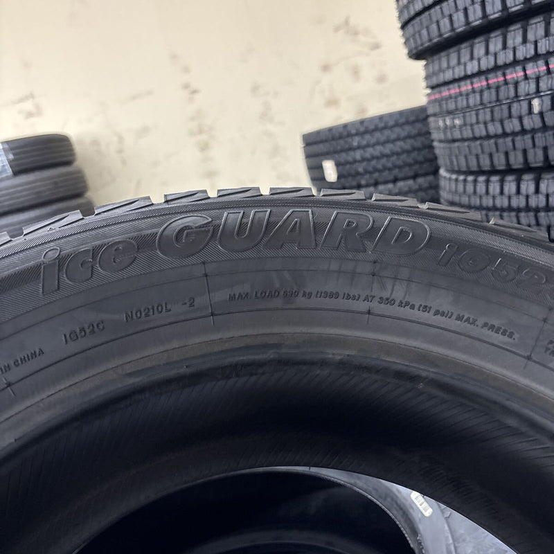 205/60R16 YOKOHAMA 未使用　2023年　在庫処分　　スタッドレスタイヤ　4本セット:41000円