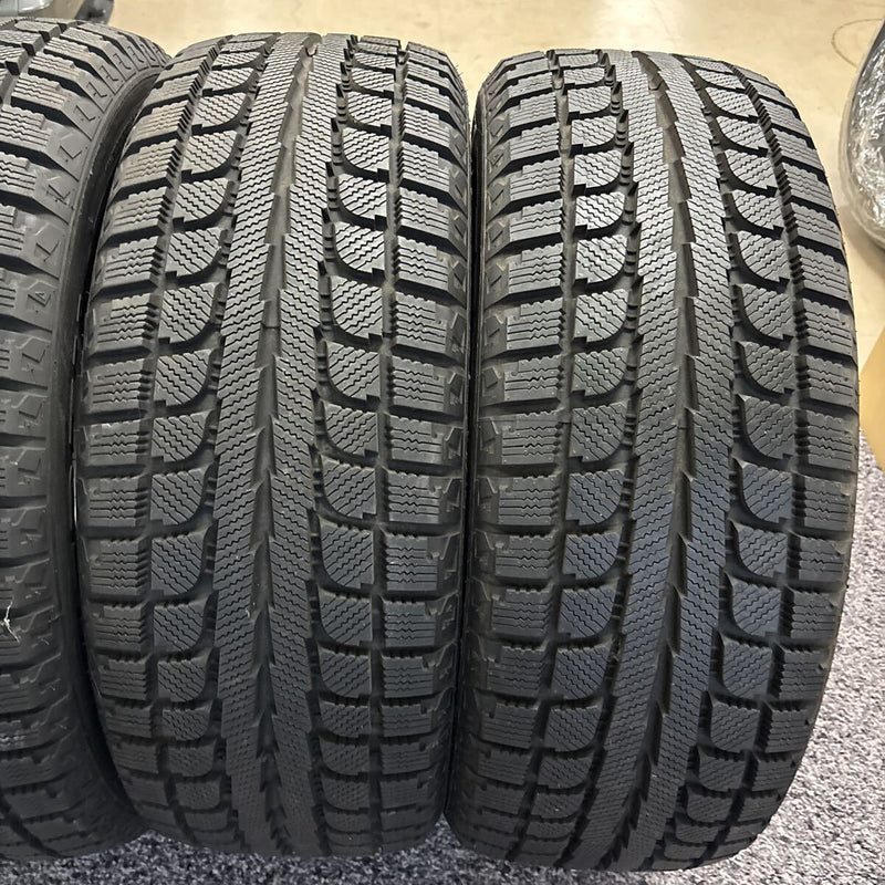 225/50R18 MAX TREK M7 中古スタッドレス　4本セット:20000円