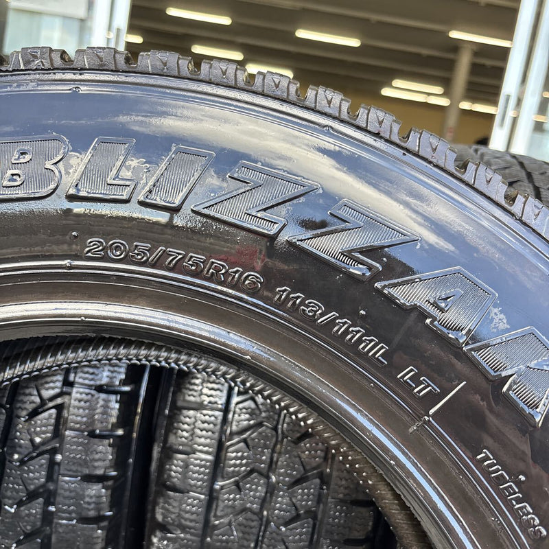 205/75R16 ブリヂストン　ブリザック　9分山　2021年　激安美品　　　6本セット:49000円