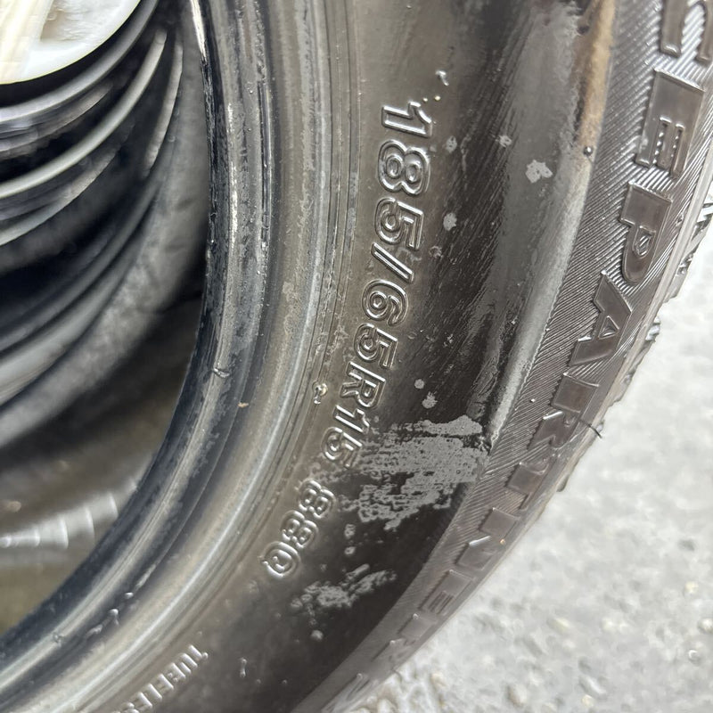 185/65R15 ブリヂストン ICEPARTNER スタッドレスタイヤ 4本セット:19000円