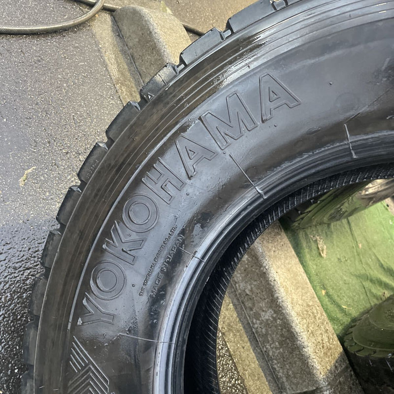 11R22.5 、16PR 激安美品　地山中古　　2025年　　4本セット:64000円