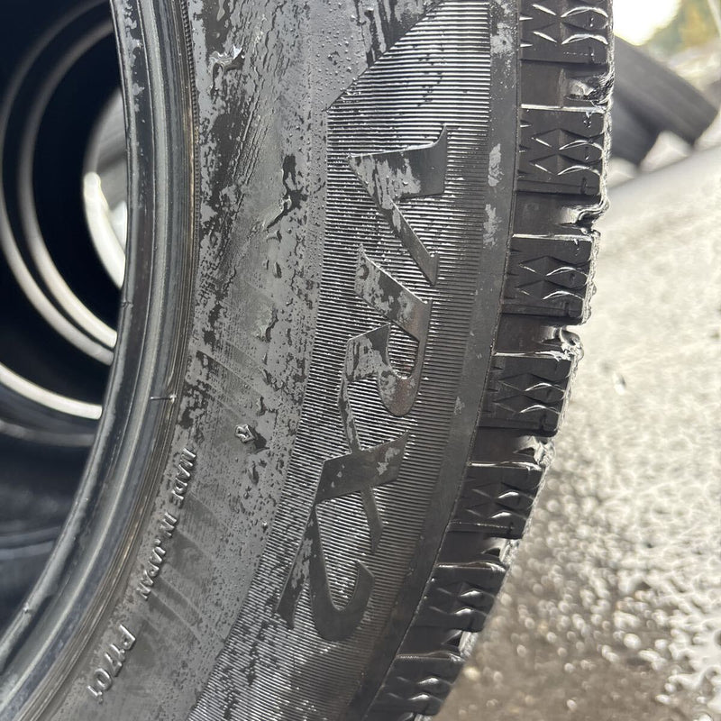 245/50R18 BRIDGESTONE VRX2 中古冬タイヤ 4本:26000円