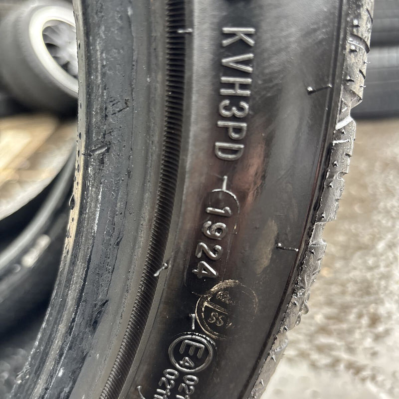 225/40R18 ARIVO ARW3 中古冬タイヤ 2本:12000円