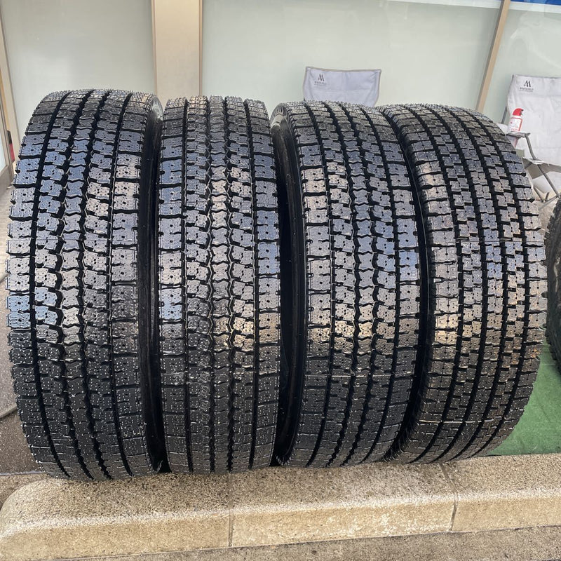 275/80R22.5 激安美品　再生中古　　ほぼ新品　　　4本セット:88000円