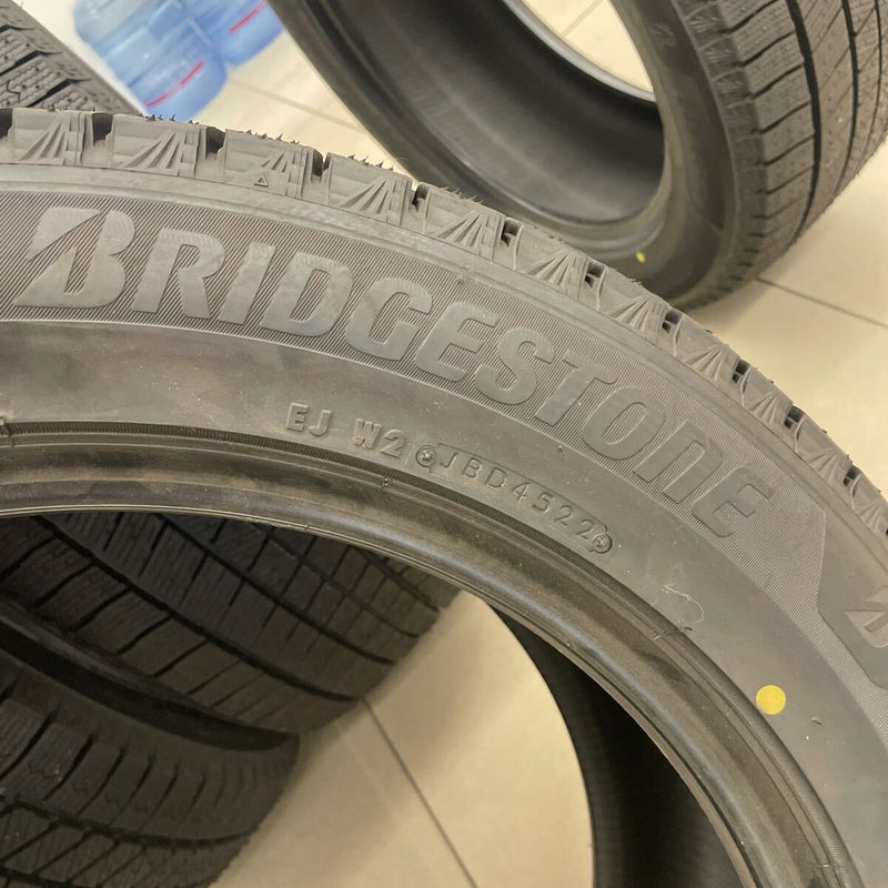 245/50R19 , (101Q) 新品　ブリヂストン　2021年　　激安美品　　　4本セット:100,000円