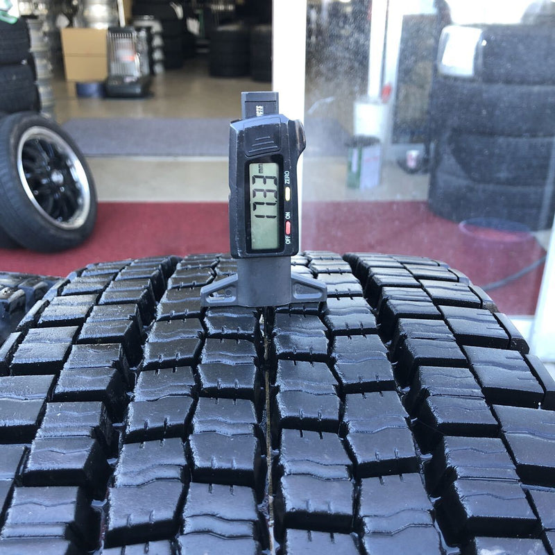 245/70R19.5 ダンロップ　激安美品　　　　　　　2本セット:24000円