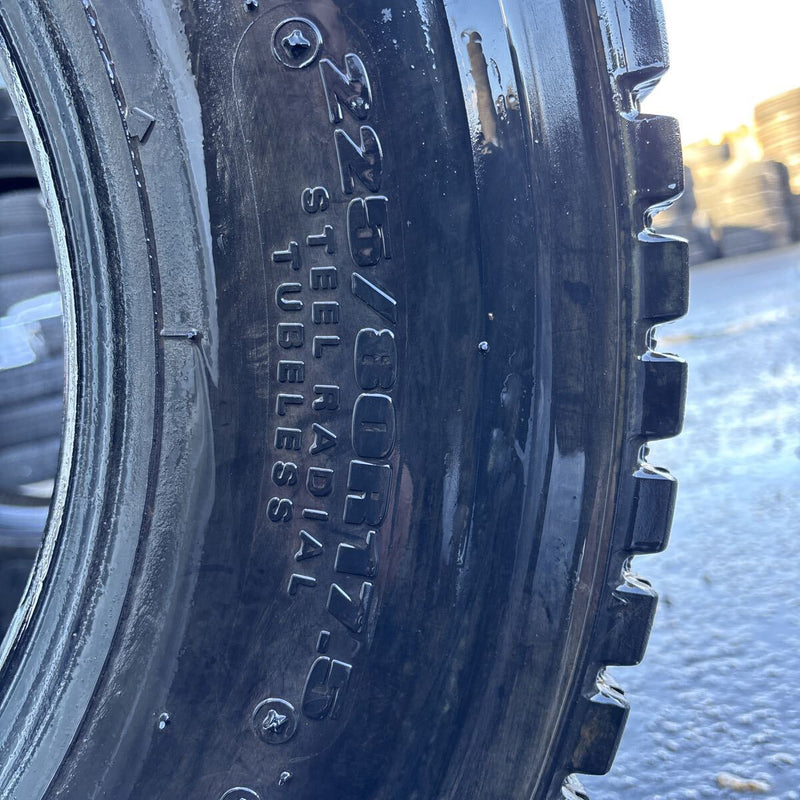 225/80R17.5 DUNLOP SP001中古冬タイヤ 2本セット:16000円