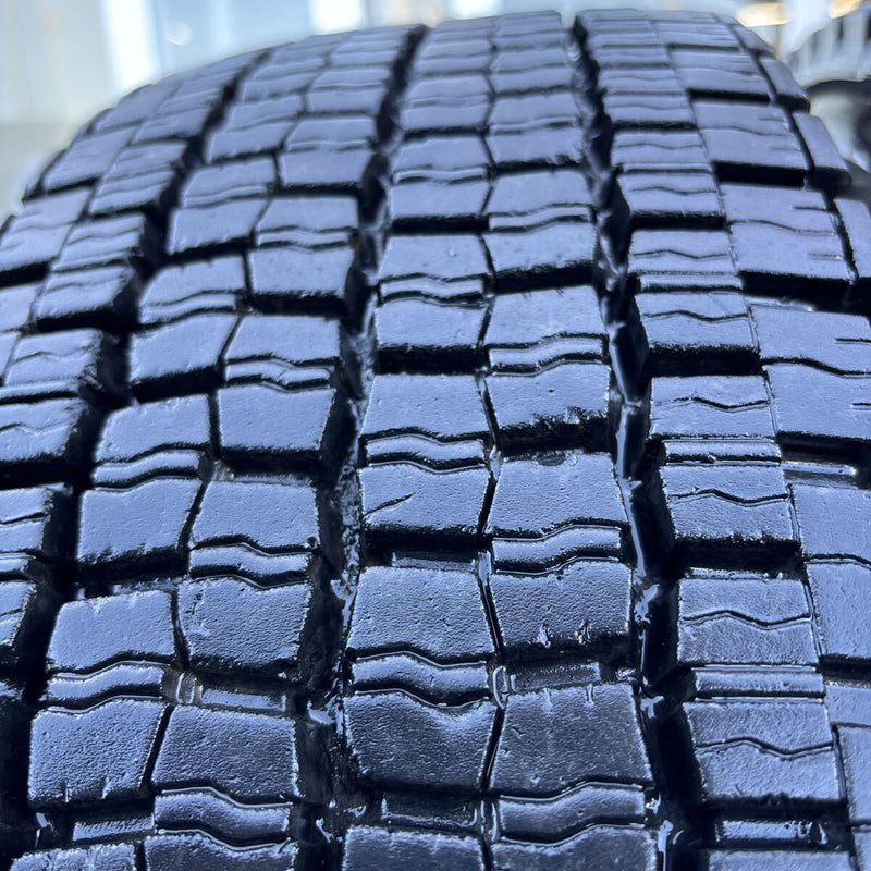 225/80R17.5 DUNLOP SP001中古冬タイヤ 2本セット:16000円