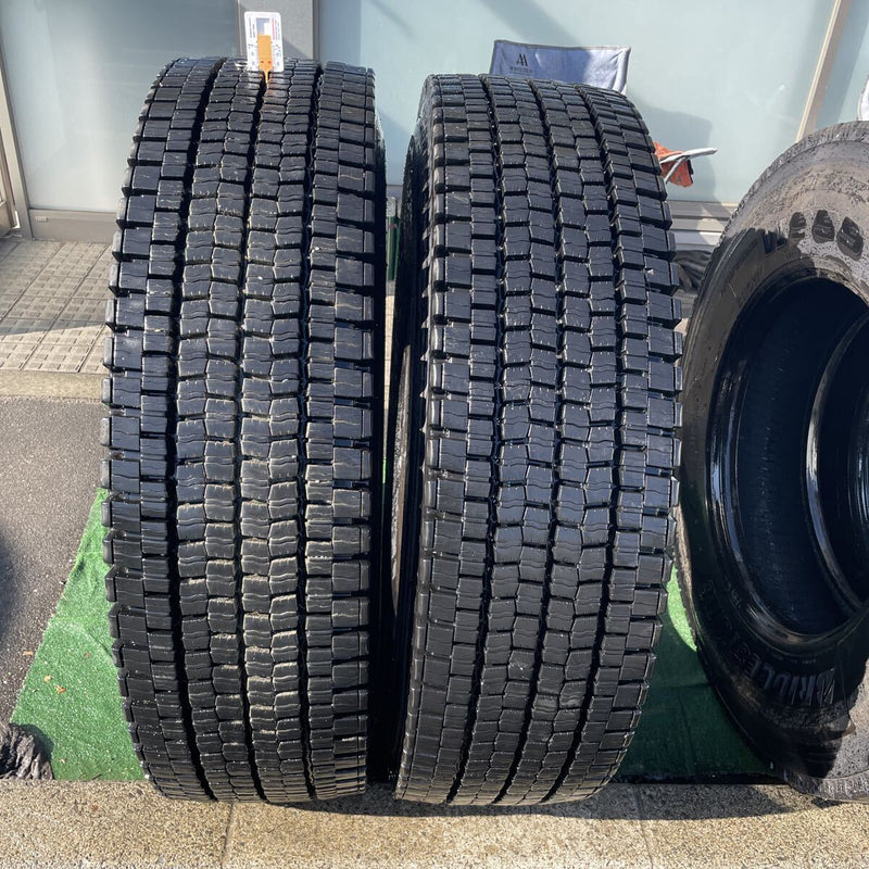 12R22.5 . 16PR ダンロップ　激安美品　2021年 中古地山　　2本セット:44000円