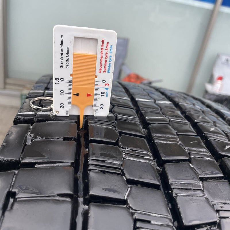 11R22.5 、16PR 激安美品　中古地山　2023年UP 2本セット:32000円