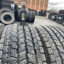 205/70R16 ヨコハマ　 中古地山　スタッドレスタイヤ ６本セット:35000円