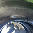 11R22.5 DUNLOP, SP680 イボ付 ミックスタイヤ　激安美品　　2本セット:64,000円