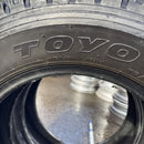 215/65R15 LT TOYO M934 中古冬タイヤ 2本セット:10000円