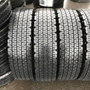 225/80R17.5 W900 再生中古スタッドレス　6本セット:30000円