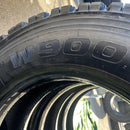 245/70R19.5 BRIDGESTONE, W900 中古スタッドレス　激安美品　　2＋1本セット:32,000円