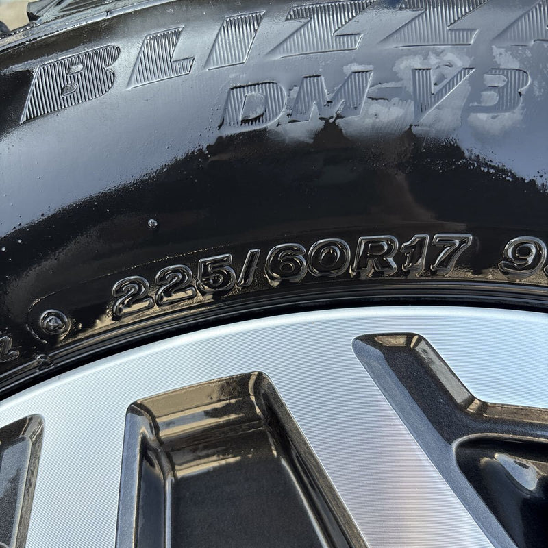225/60R17 アルミホイール付き中古スタッドレスタイヤ4本セット:80000