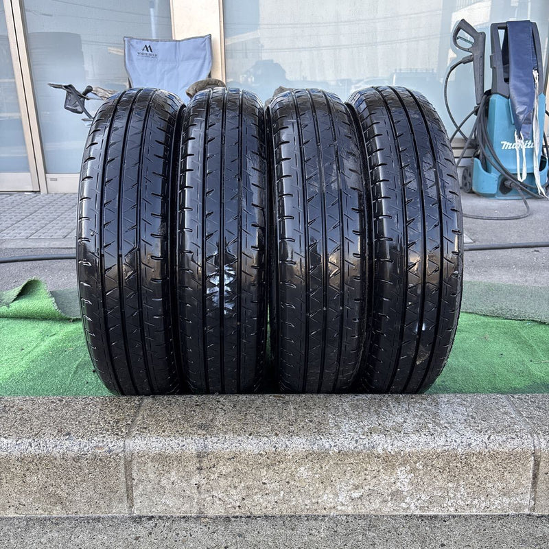 Shop 乗用車用タイヤ 中古 at 桜国際貿易オンラインショップ | 桜国際